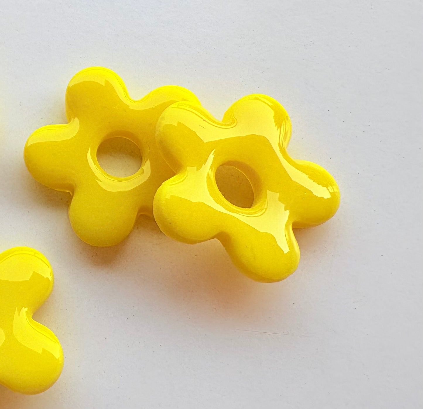 N°29 FLEUR JAUNE FLASHY🌼
