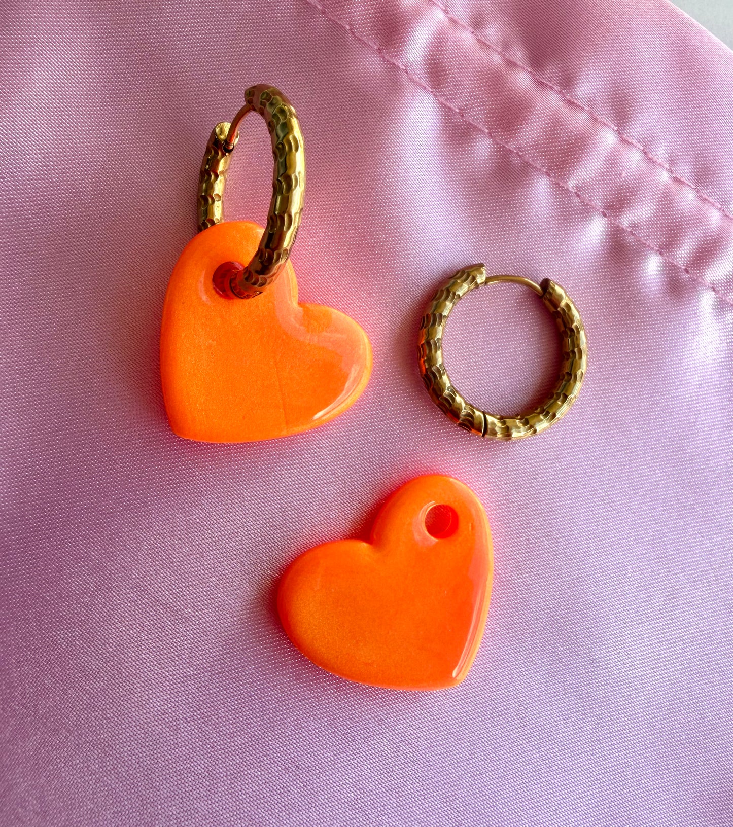 Boucle d'oreille, coeur, papille, orange fluo