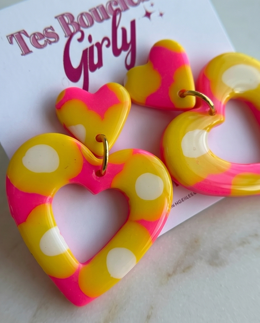 Les boucles d'oreilles BLOOM