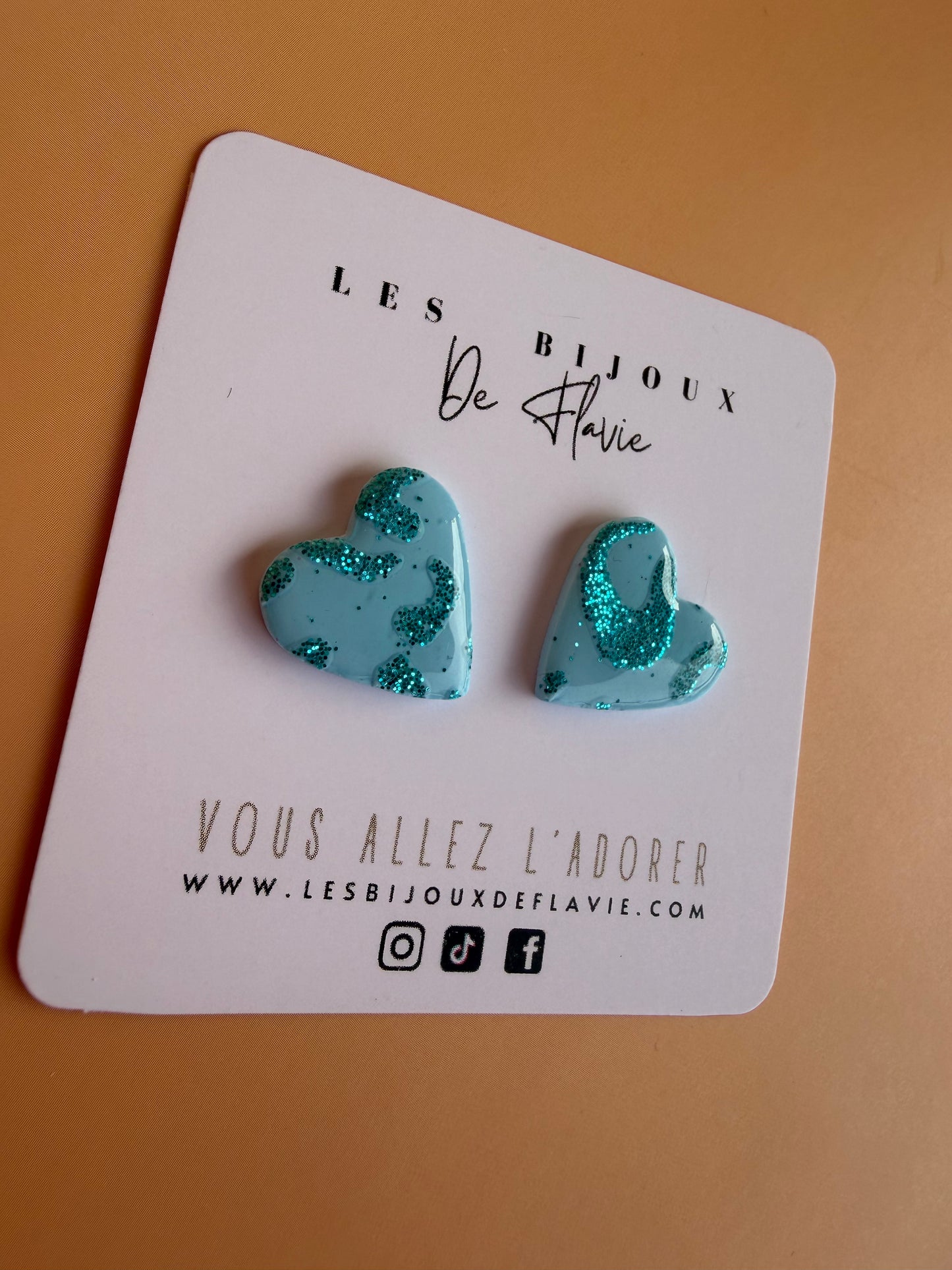 Les Puces DONNA