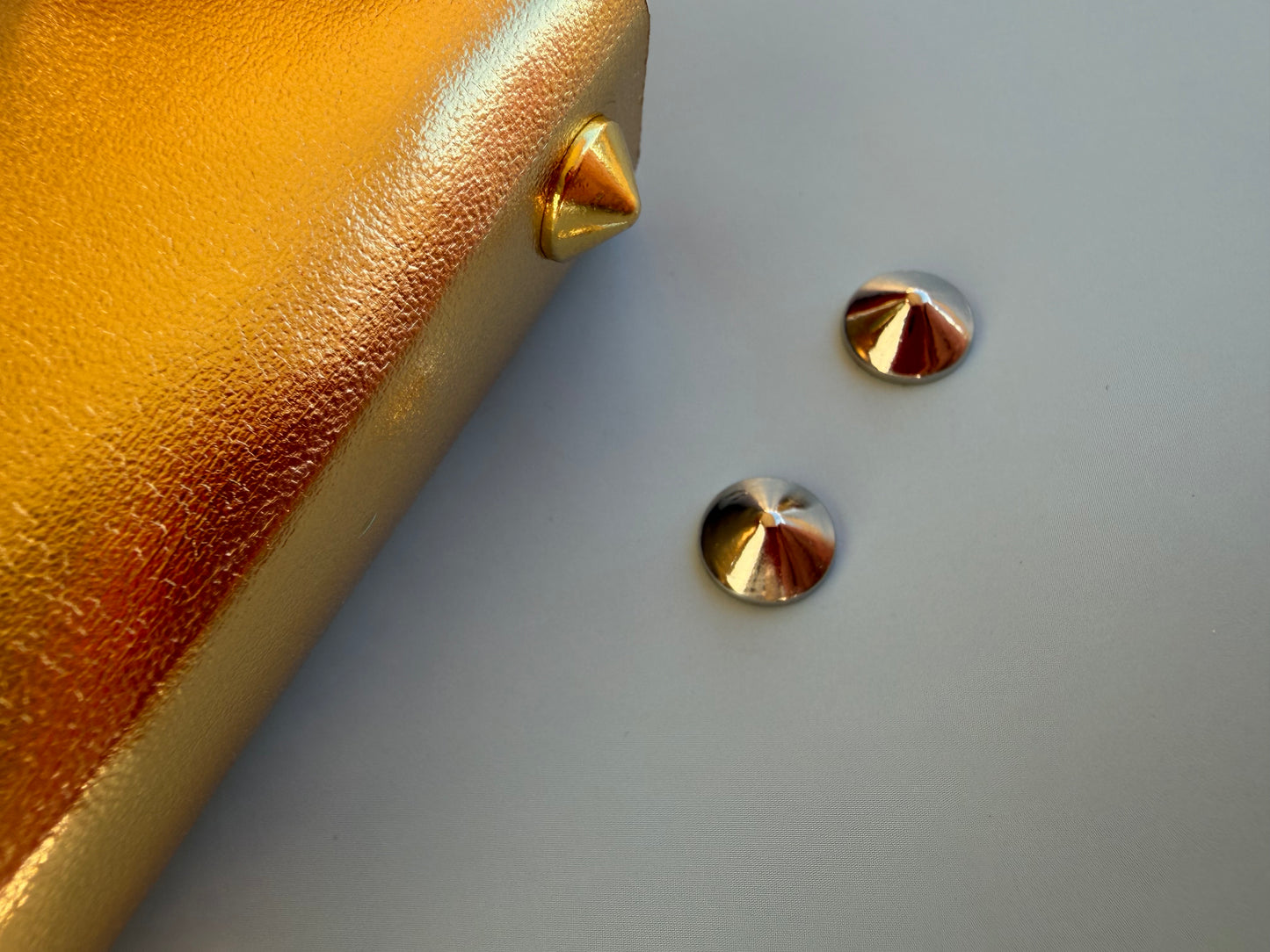 Pochette SIGNATURE DORÉ